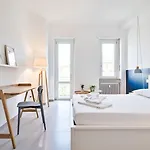 Guesthost - Urban House Carducci - Turyn