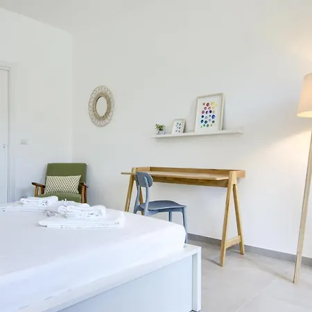 Apartmán Guesthost - Urban House Carducci -