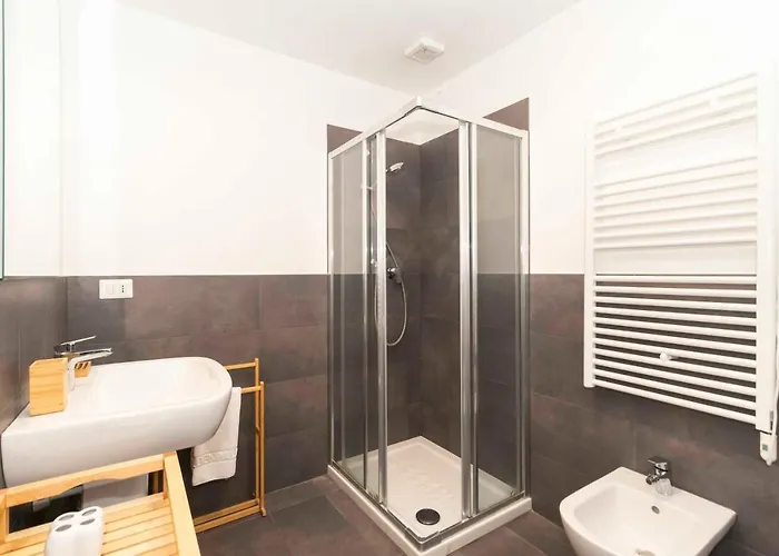 Guesthost - Urban House Carducci - Apartment Turin