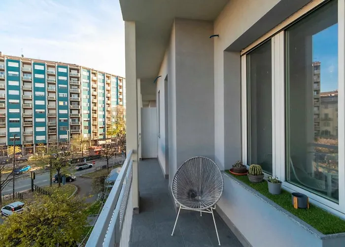Guesthost - Urban House Carducci - *