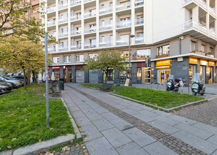 Guesthost - Urban House Carducci - Apartment Turin