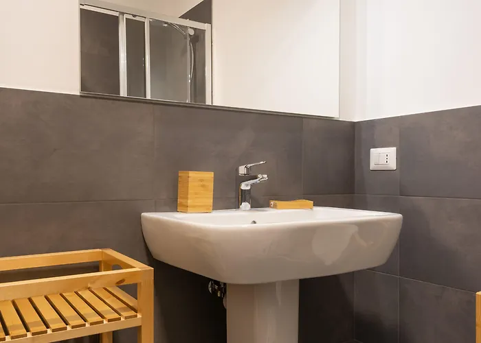 Guesthost - Urban House Carducci - Appartamento