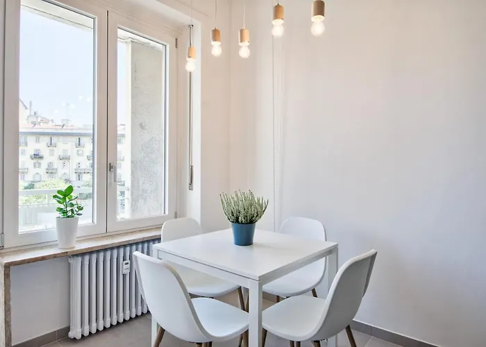 Guesthost - Urban House Carducci - Apartment