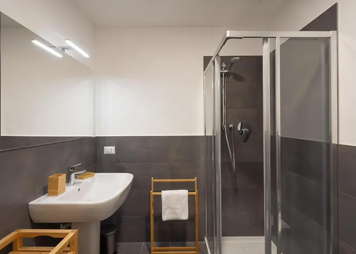 Apartment Guesthost - Urban House Carducci - *