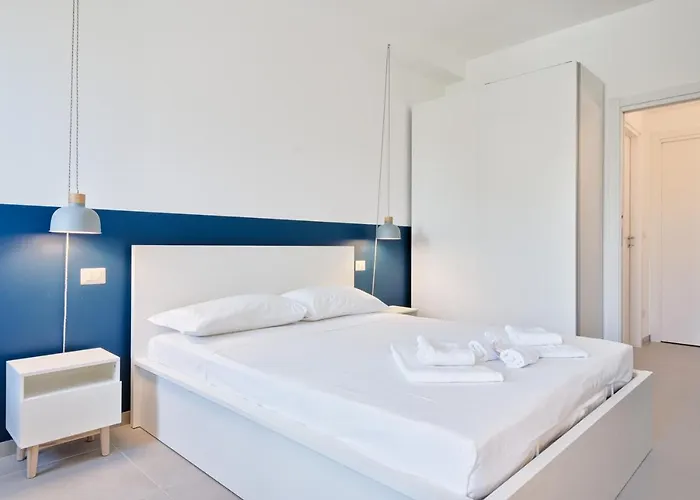 Guesthost - Urban House Carducci - Apartment