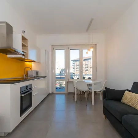 Apartment Urban House Carducci -