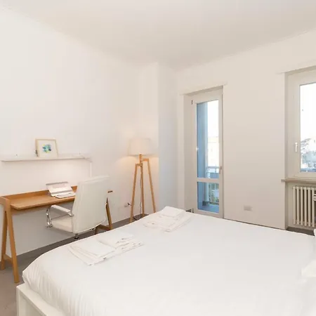 Urban House Carducci -