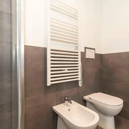 Urban House Carducci -