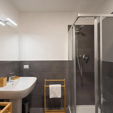 Apartment Urban House Carducci - *