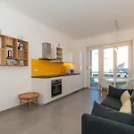 Guesthost - Urban House Carducci - טורינו