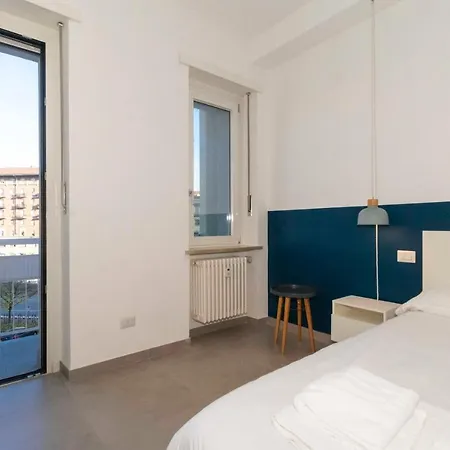 Guesthost - Urban House Carducci - Apartman *