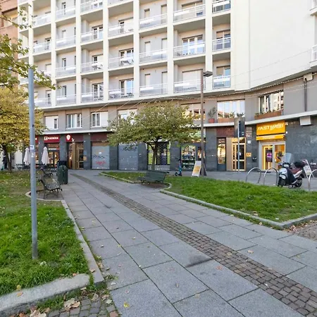 Guesthost - Urban House Carducci - Apartman Torino